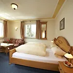 招待所 伯格司徒布尔餐厅旅馆 3*